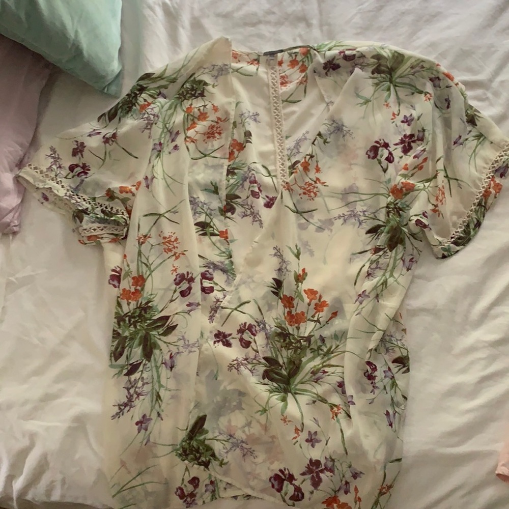 Kimono style floral cardigan